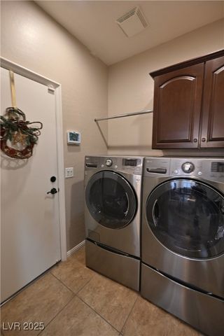 3745 Corte Bella Hills Avenue, North Las Vegas, NV 89081