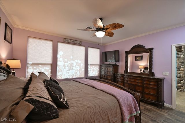 3745 Corte Bella Hills Avenue, North Las Vegas, NV 89081