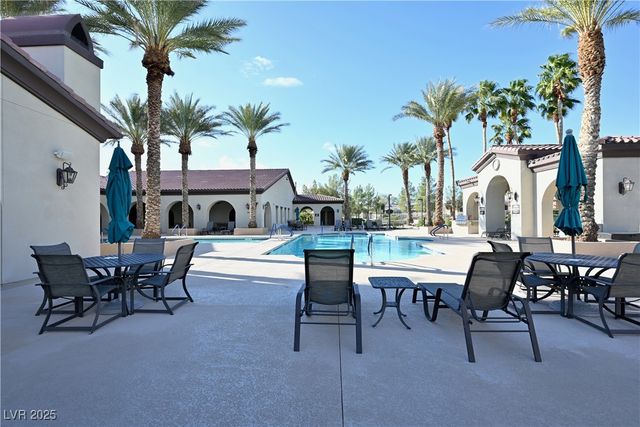 3745 Corte Bella Hills Avenue, North Las Vegas, NV 89081