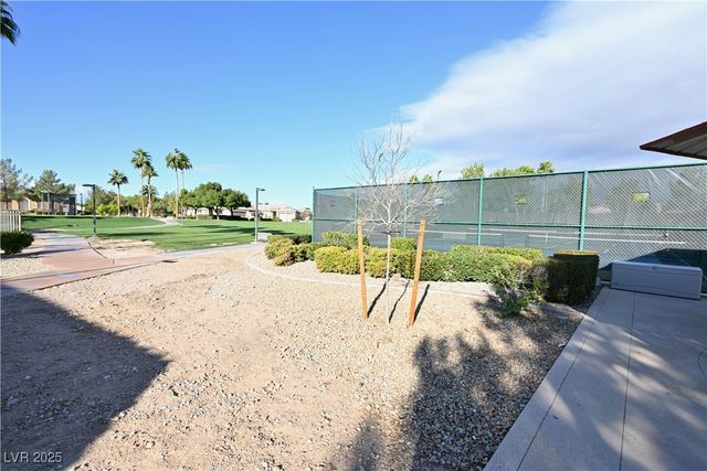 3745 Corte Bella Hills Avenue, North Las Vegas, NV 89081