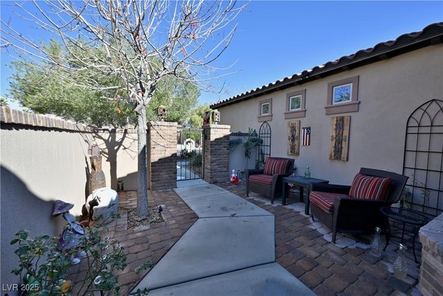 3745 Corte Bella Hills Avenue, North Las Vegas, NV 89081