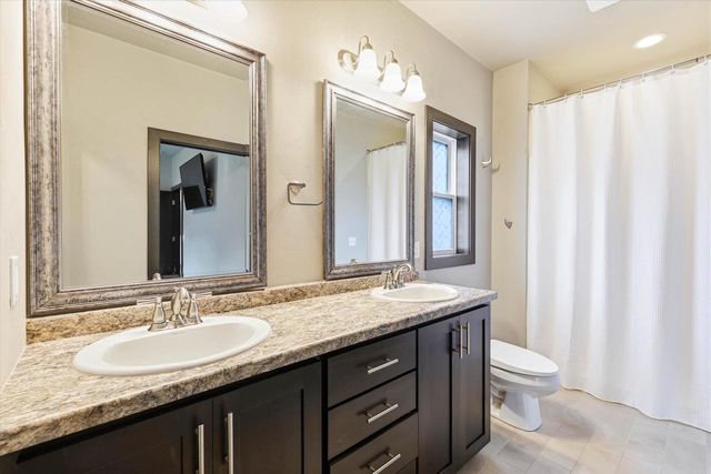 1616 ORCHARD DRIVE, Kaukauna, WI 54130