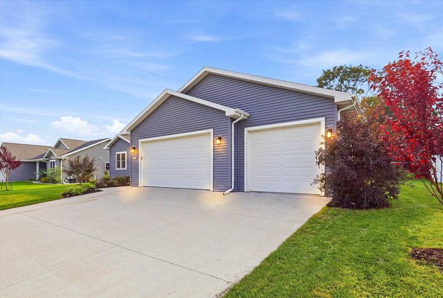 1616 ORCHARD DRIVE, Kaukauna, WI 54130