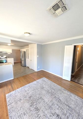 109 Charles Street, Crockett, TX 75835