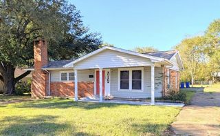 109 Charles Street, Crockett, TX 75835