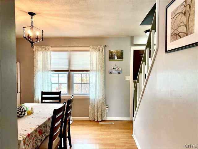 427 Van Roen Road, Utica, NY 13502