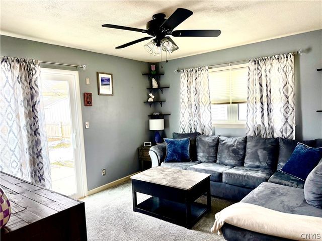 427 Van Roen Road, Utica, NY 13502