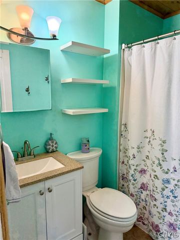 427 Van Roen Road, Utica, NY 13502