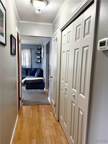 427 Van Roen Road, Utica, NY 13502