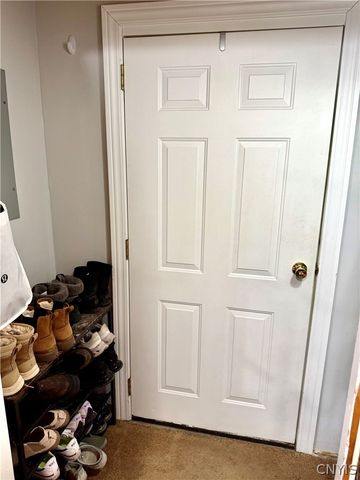 427 Van Roen Road, Utica, NY 13502