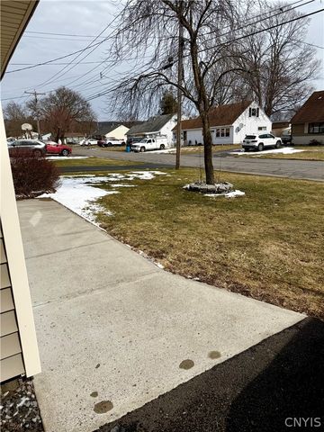 427 Van Roen Road, Utica, NY 13502