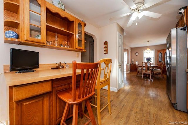 3978 William Street, Seaford, NY 11783