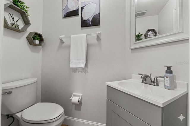 1761 HAWTHORNE COURT, Oldsmar, FL 34677