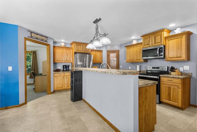 511 PONDEROSA ROAD, Reedsville, WI 54230
