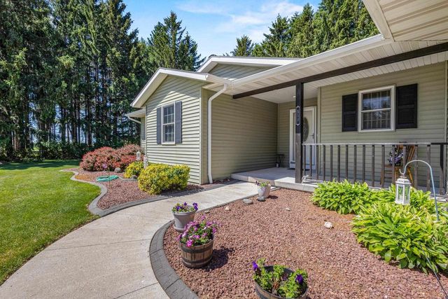 511 PONDEROSA ROAD, Reedsville, WI 54230