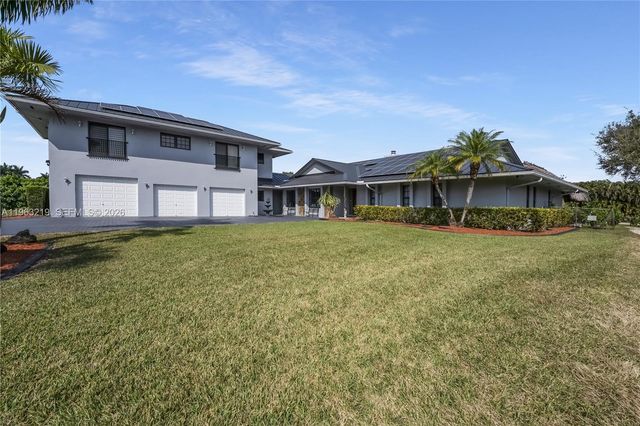 14651 SW 16th St, Davie, FL 33325