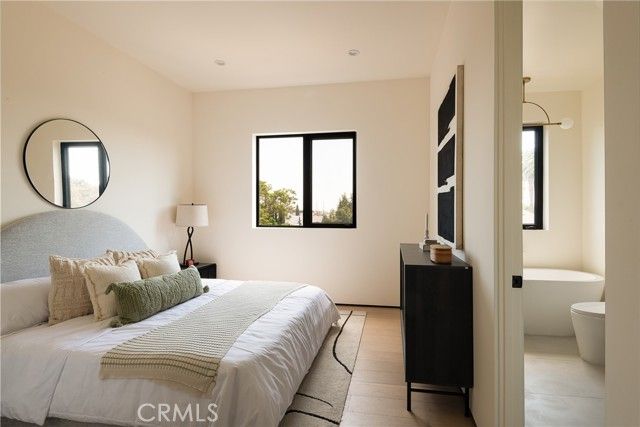 2221 West Starview Lane, Los Angeles, CA 90026