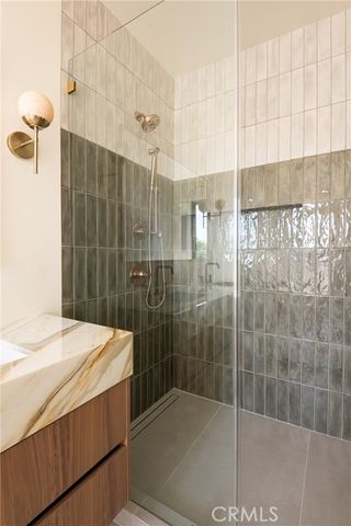 2221 West Starview Lane, Los Angeles, CA 90026