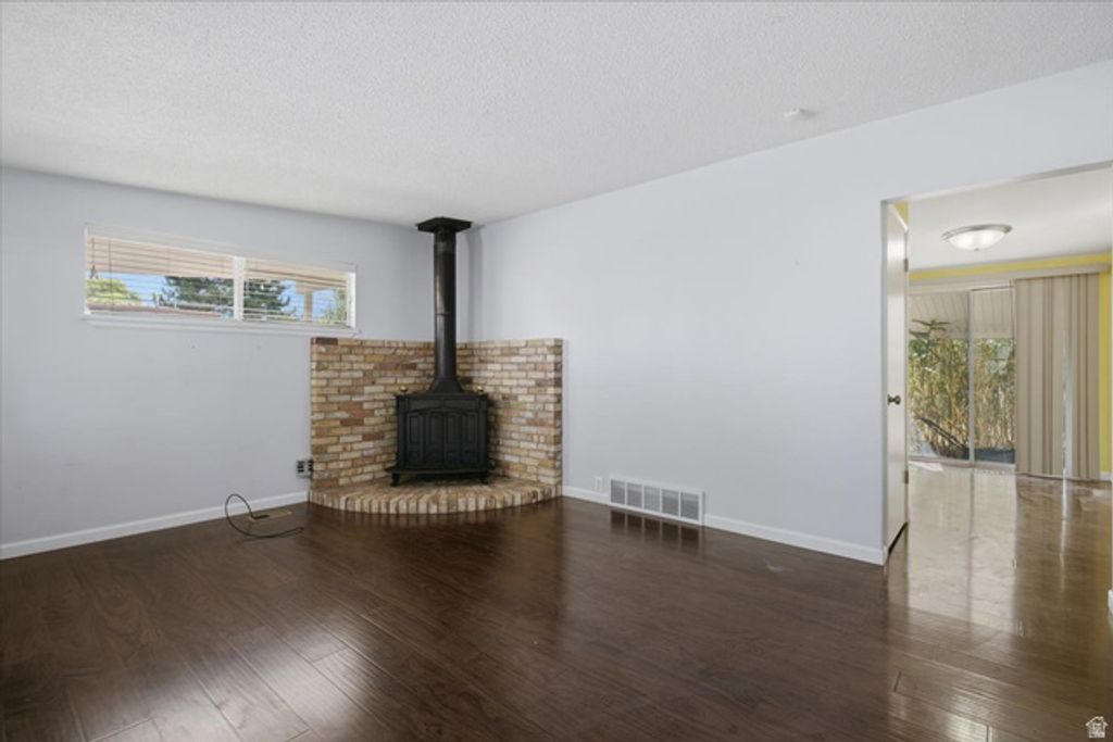 5042 S LEISURE LN, Taylorsville, UT 84129 — photo 5