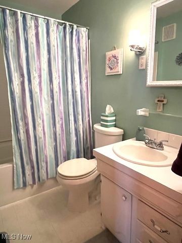 3320 Hudson Drive, Cuyahoga Falls, OH 44221