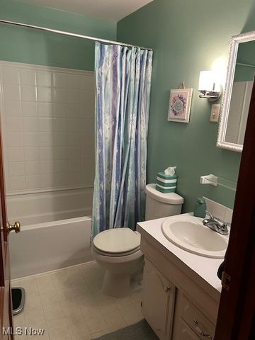 3320 Hudson Drive, Cuyahoga Falls, OH 44221