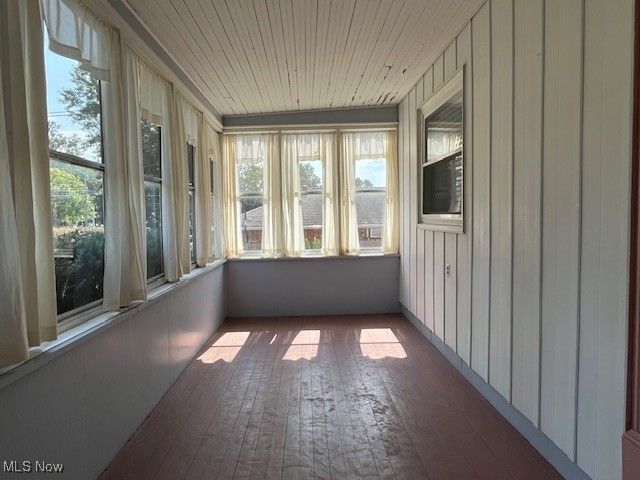 3320 Hudson Drive, Cuyahoga Falls, OH 44221