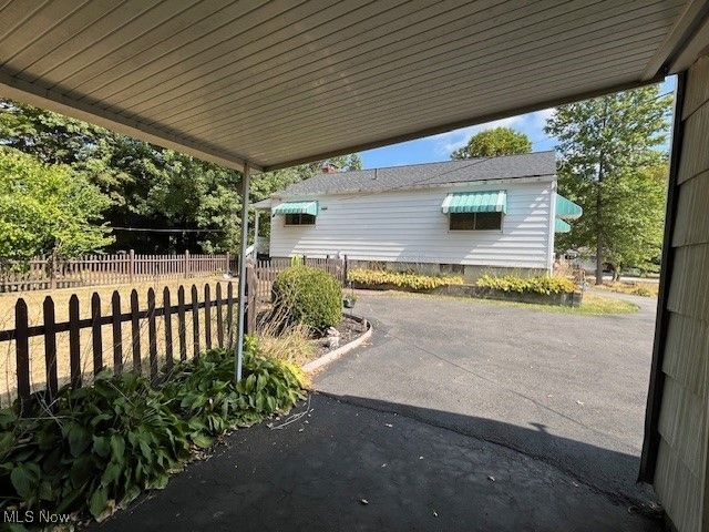 3320 Hudson Drive, Cuyahoga Falls, OH 44221