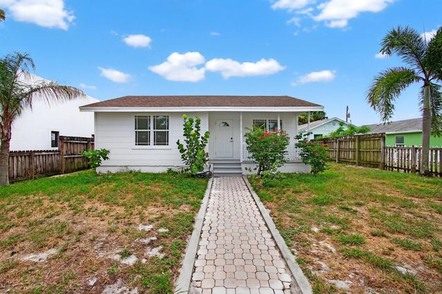 218 S C Street, Lake Worth Beach, FL 33460