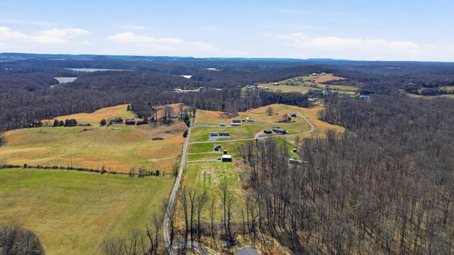 283 McClendon Road, Nancy, KY 42544