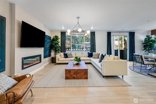 32157 Pacific Avenue SE, Black Diamond, WA 98010