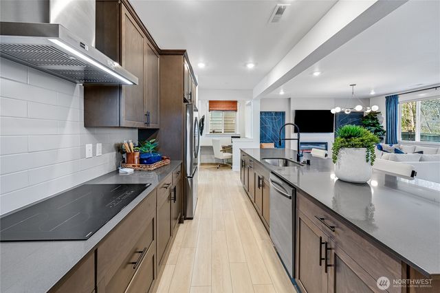 32157 Pacific Avenue SE, Black Diamond, WA 98010