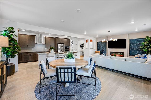 32157 Pacific Avenue SE, Black Diamond, WA 98010