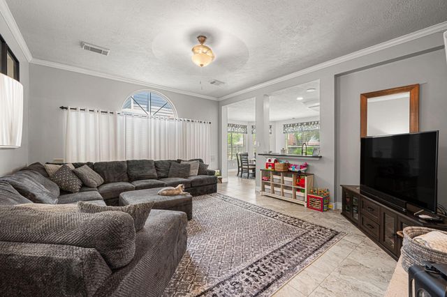 1931 Enchanted Park Drive, Spring, TX 77386