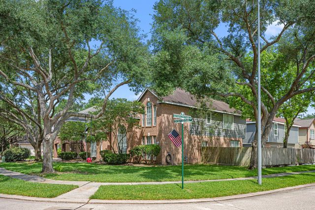 1931 Enchanted Park Drive, Spring, TX 77386