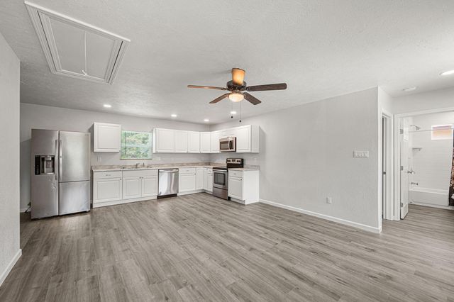 1931 Enchanted Park Drive, Spring, TX 77386