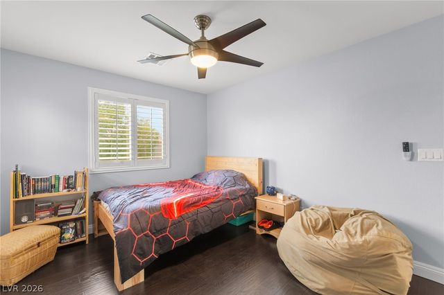 1409 Sandstone View Way, North Las Vegas, NV 89084