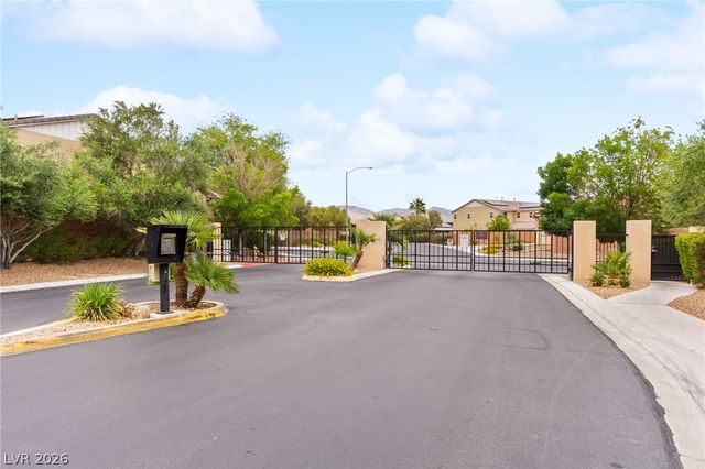 1409 Sandstone View Way, North Las Vegas, NV 89084