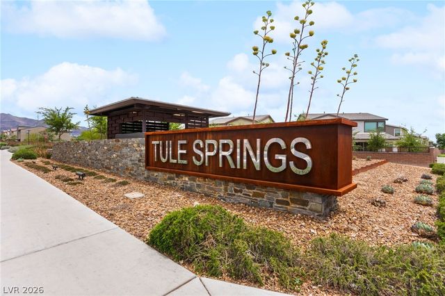 1409 Sandstone View Way, North Las Vegas, NV 89084