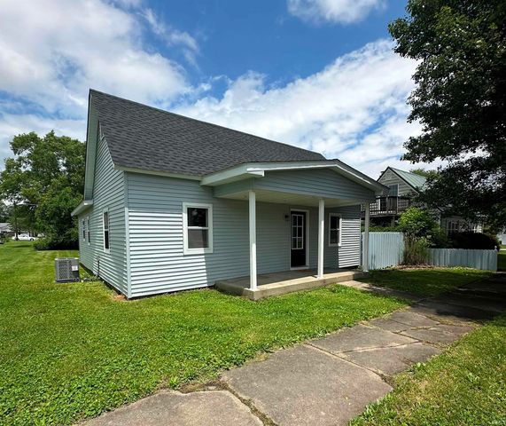 360 NE C Street, Linton, IN 47441