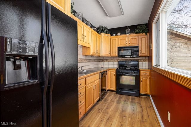 851 Cleveland Avenue, Orrville, OH 44667