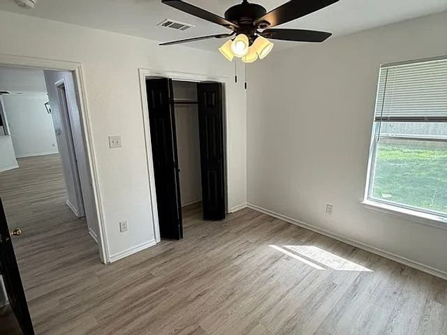 3713 Devonaire Drive, Fort Worth, TX 76008