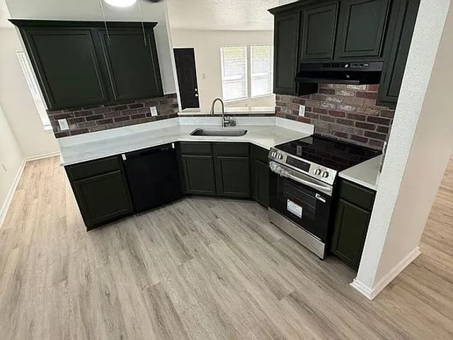 3713 Devonaire Drive, Fort Worth, TX 76008