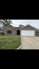3713 Devonaire Drive, Fort Worth, TX 76008