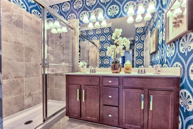 2612 Blossom WAY, Naples, FL 34120