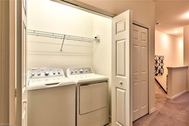 2612 Blossom WAY, Naples, FL 34120