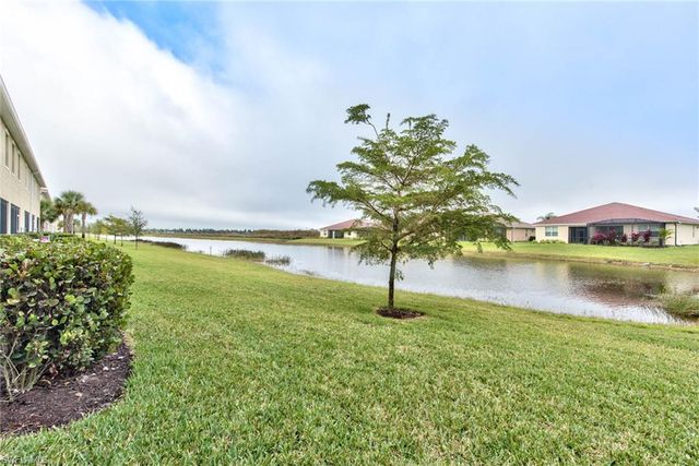 2612 Blossom WAY, Naples, FL 34120