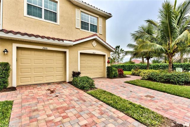 2612 Blossom WAY, Naples, FL 34120