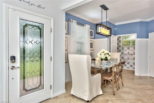 2612 Blossom WAY, Naples, FL 34120