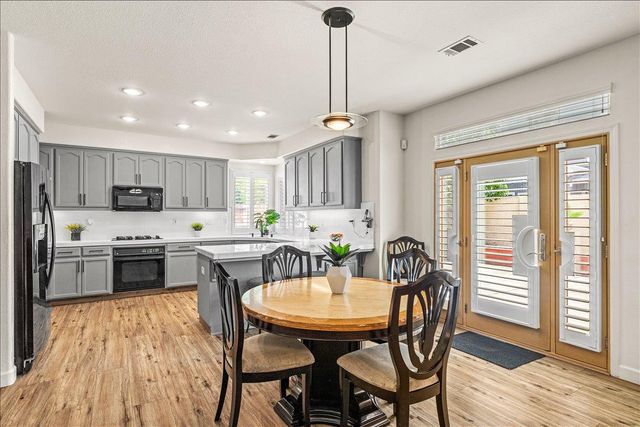 1164 Silver Brook Pl, Manteca, CA 95337