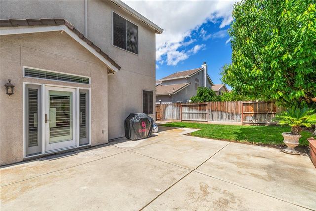 1164 Silver Brook Pl, Manteca, CA 95337